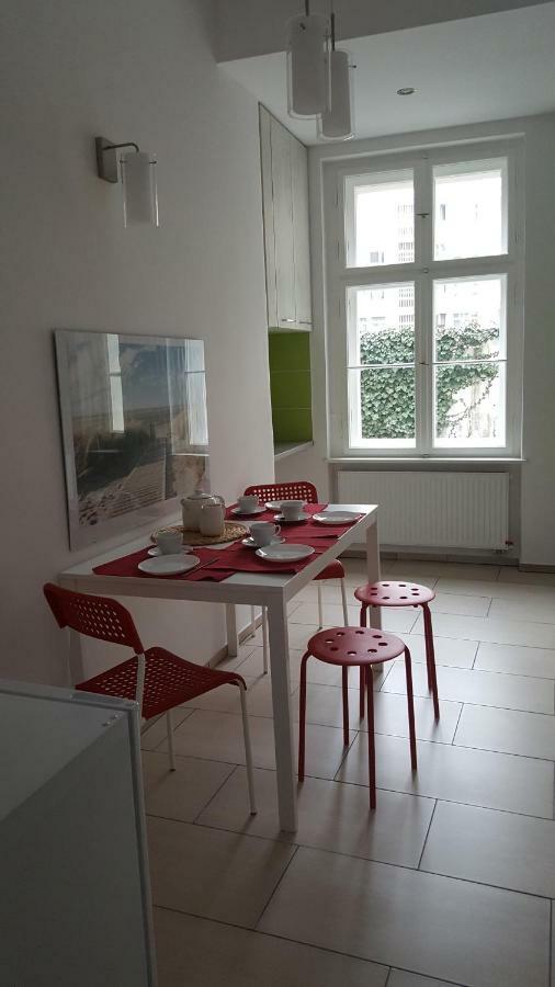 Apartament W Starej Kamienicy Poznań Exteriör bild